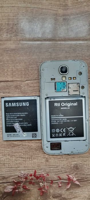 Telefon Samsung cu 2 baterii dezmembrări