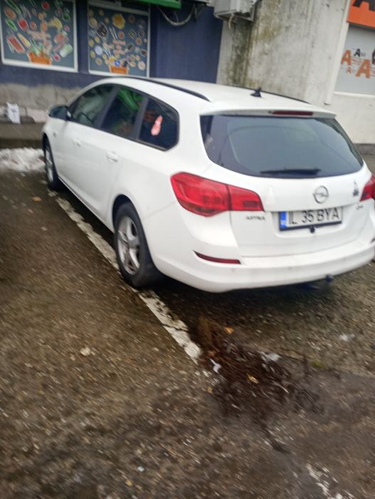Vind Astra j 2012. Dizel inpecabila