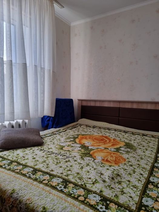 Продам кровать вместе с матрасом