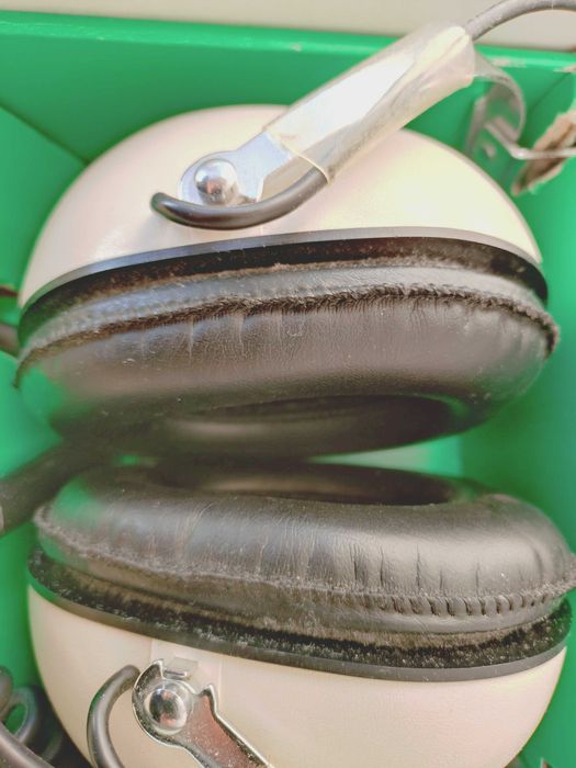 Ретро слушалки Sansui SS10