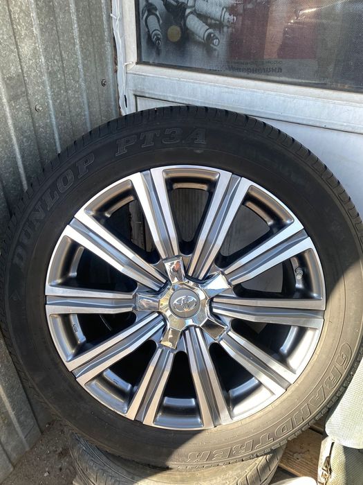 Продам диски с шиной