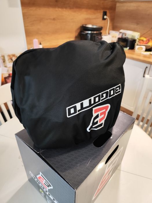 Каска Bogotto racing