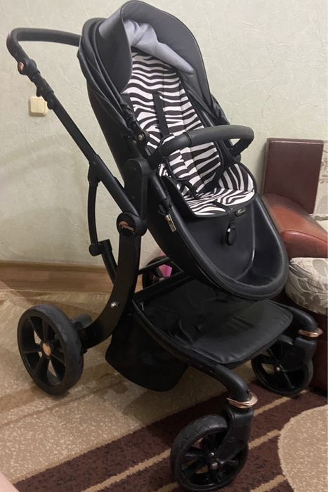 Продам коляску в хорошем состоянии