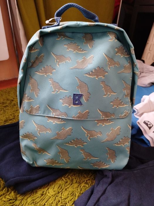 Раница окайди нова