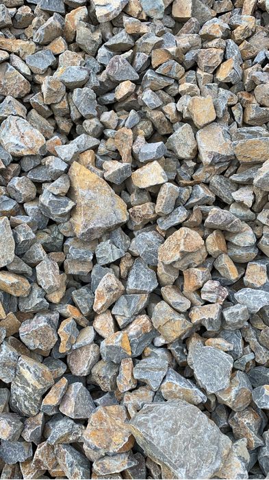 Livrez la comanda clientului cribluri piatra concasata balast nisip sort refuz de ciur etc