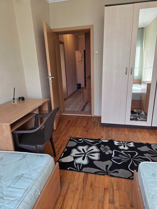 Дава се под наем Тристаен апартамент в Бургас, Зорница - 80 кв.м за 438.6 € - Снимка #8