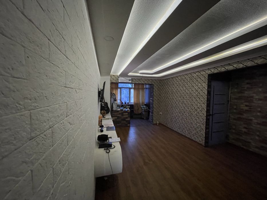 2xonalik Sotiladi kami bor