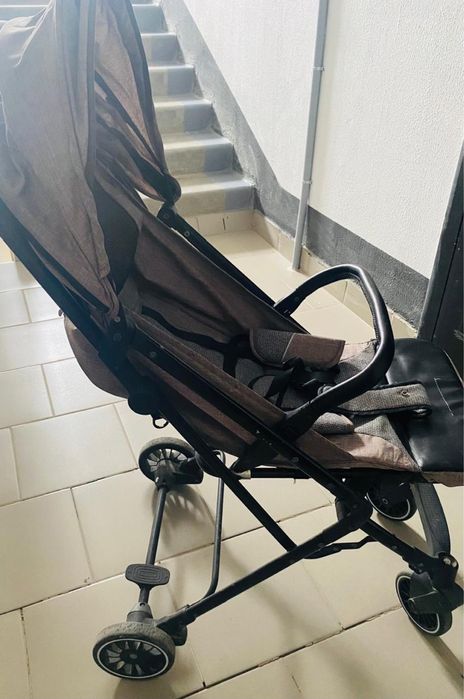 Летняя коляска, легкая.