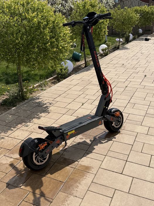 Vand trotineta electrica kukirin g4 (2025) stare impecabila
