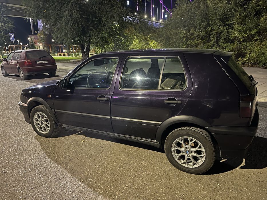 Продам Golf 3 1,8 моник