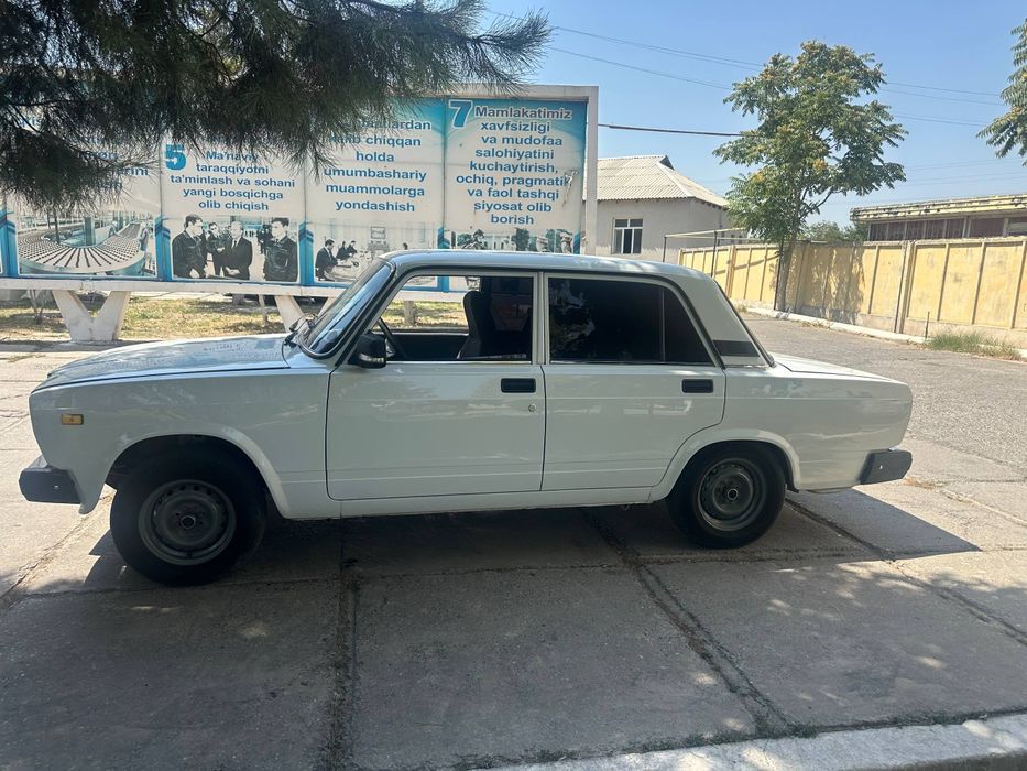 Жигули  ваз 2107