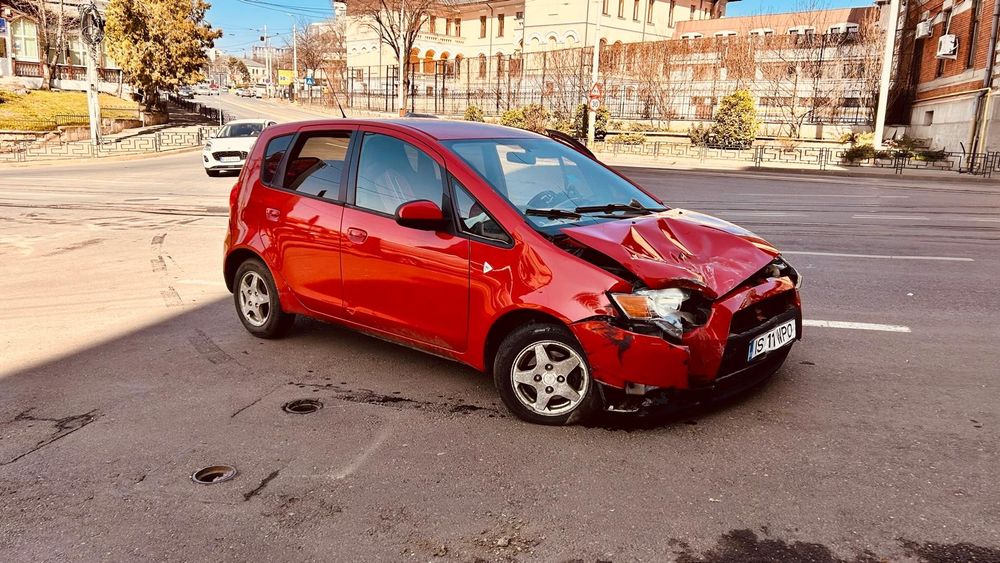 Dezmembrez suzuki swift 1.3 benzina