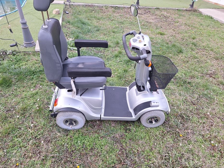 Електрическа количка