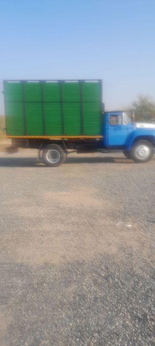 Zil 130 sotiladi 1981-yil ishlab chiqarilgan