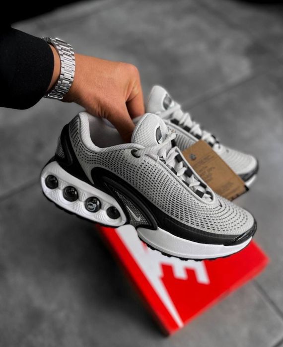 Маратонки Nike Air max Dn