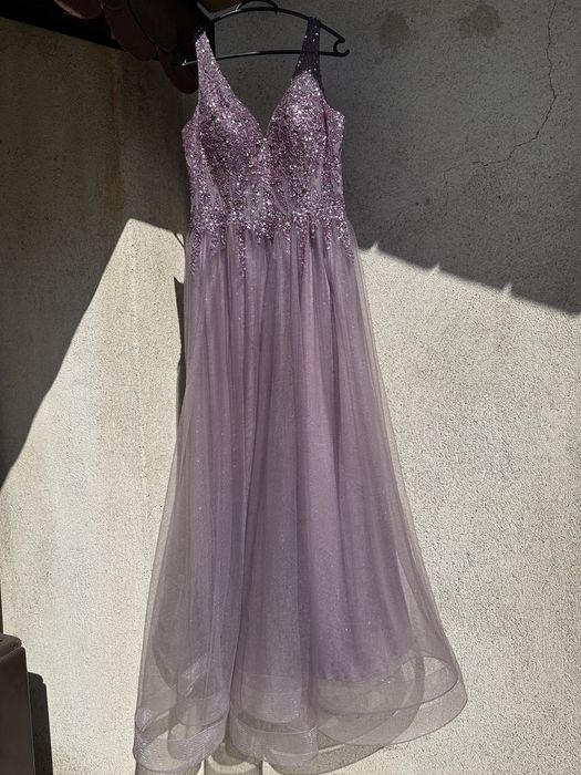 Бална рокля.