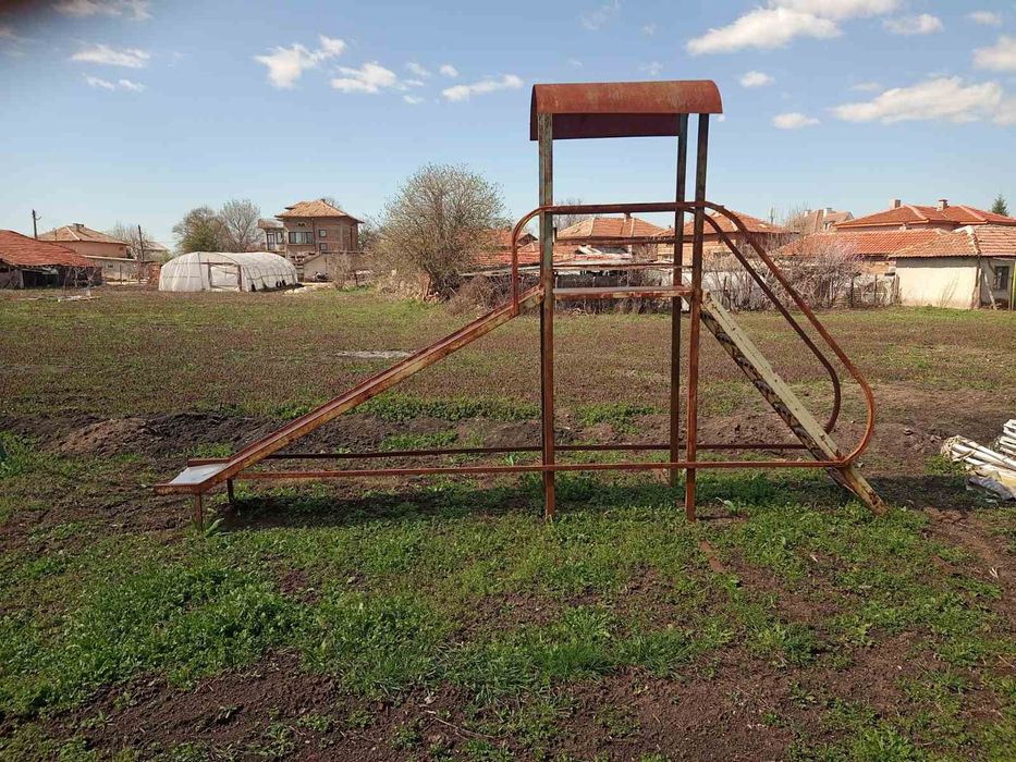 Люлка и пързалка