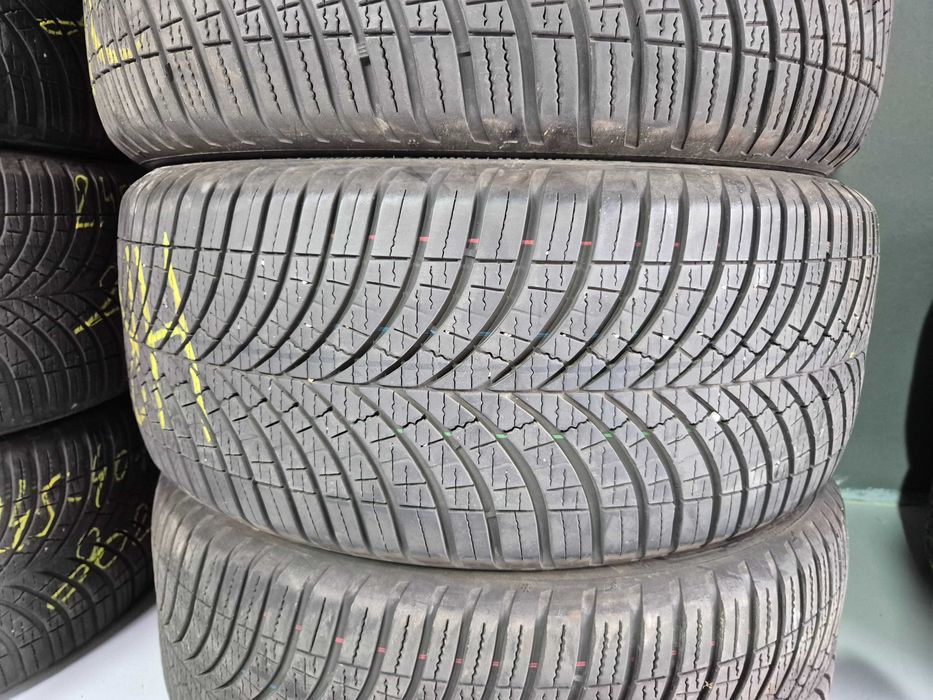 4 Anvelope M+S VARA IARNA 4 Sezoane - 245/45/18 100Y - GoodYear Vector 4Seasons - APP NOI - DOT 2023 !