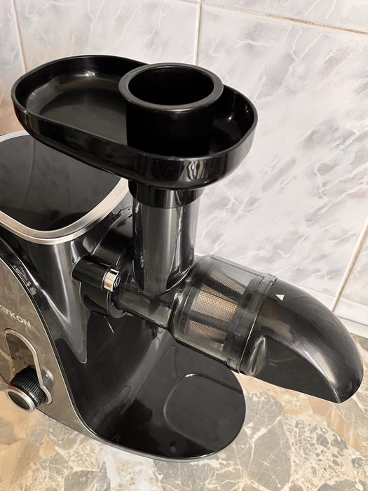 Storcator de fructe si legume Latkon