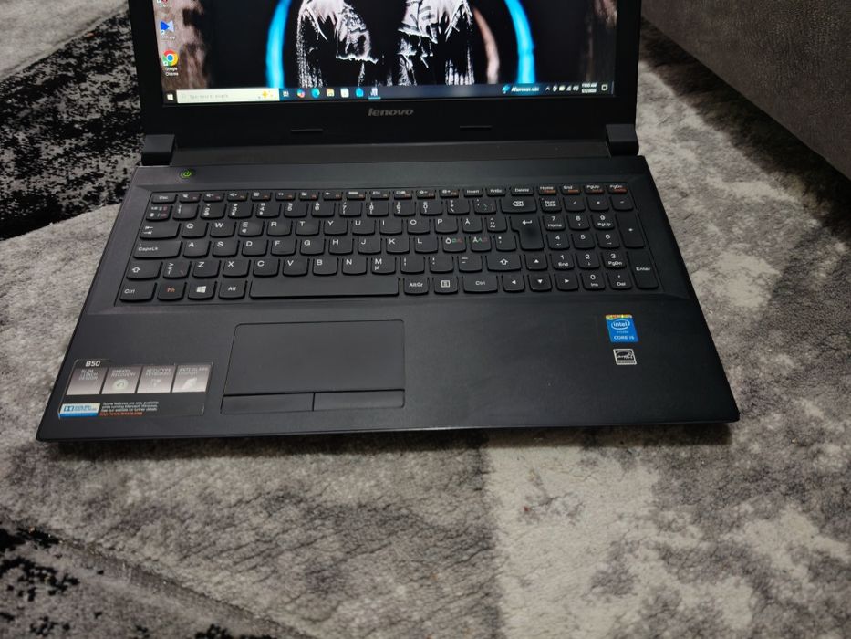 Laptop Lenovo i5 gen4