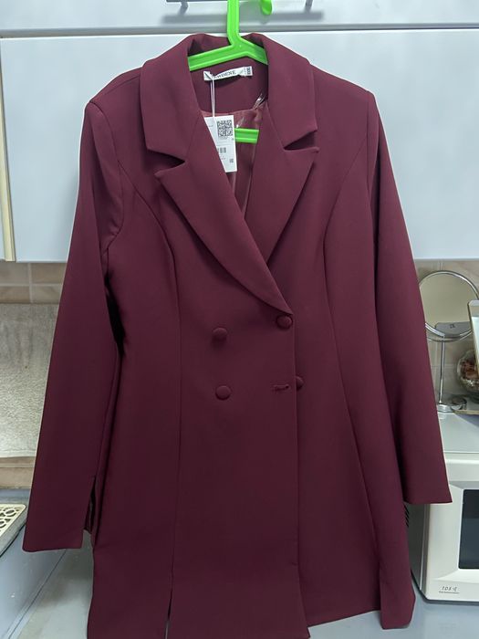 Платье пиджак бордовое