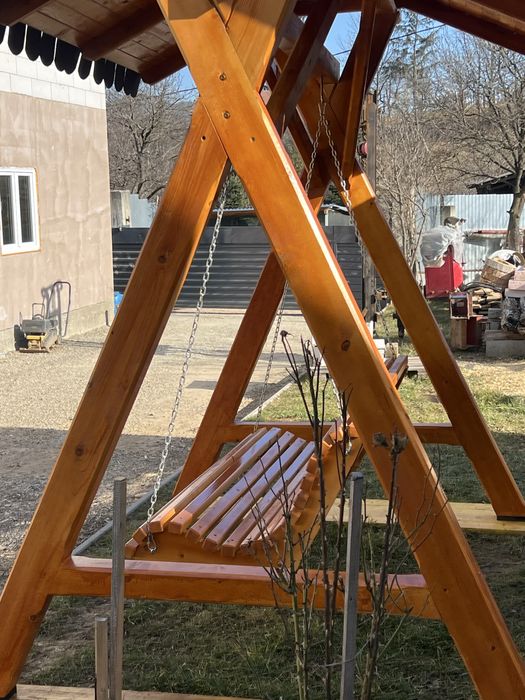 Foisoare si leagane din lemn masiv