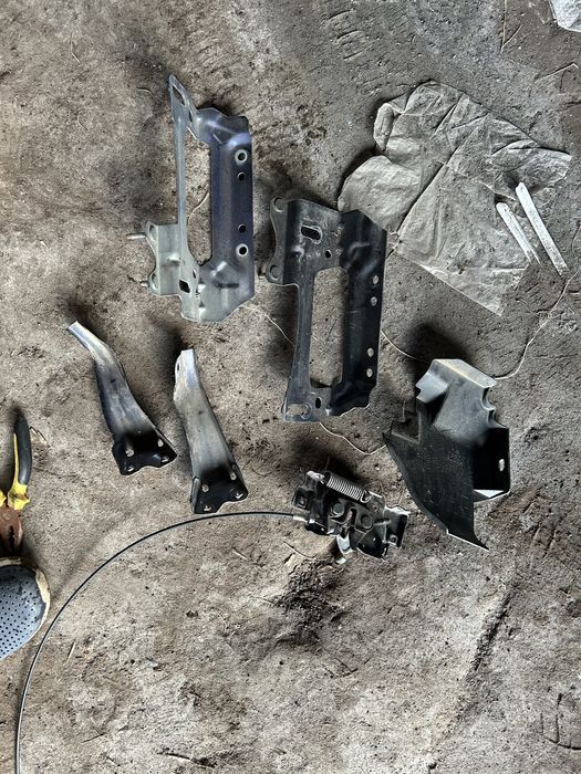 Продам запчасти на СХ7