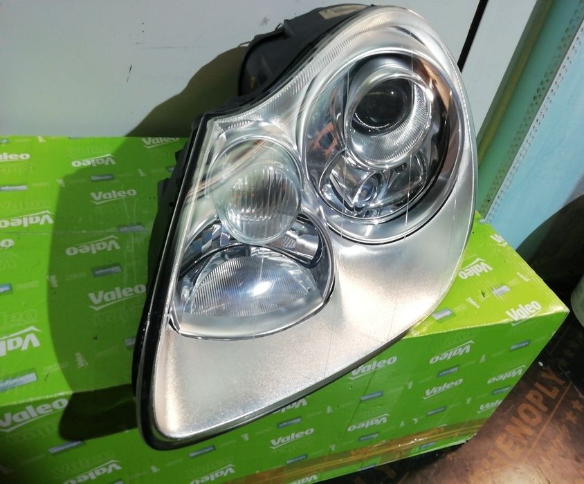 Фар Фарове за Porsche Cayenne 9PA 955 / Порше Кайен 955 Bi-Xenon.