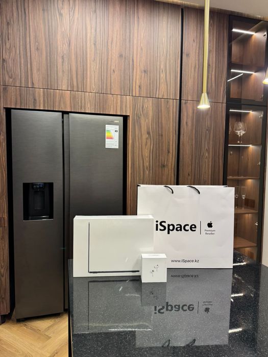 Мак бук Эйр Apel 08.2024г.в.