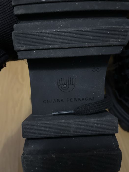 CHIARA FERRANGI,Cesare Paciotti,Diverso,Cafenoar