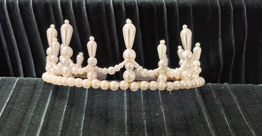 Vând coronita / diadema / tiara de de mireasa cu perle