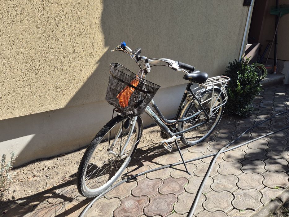 Bicicleta dama in stare buna