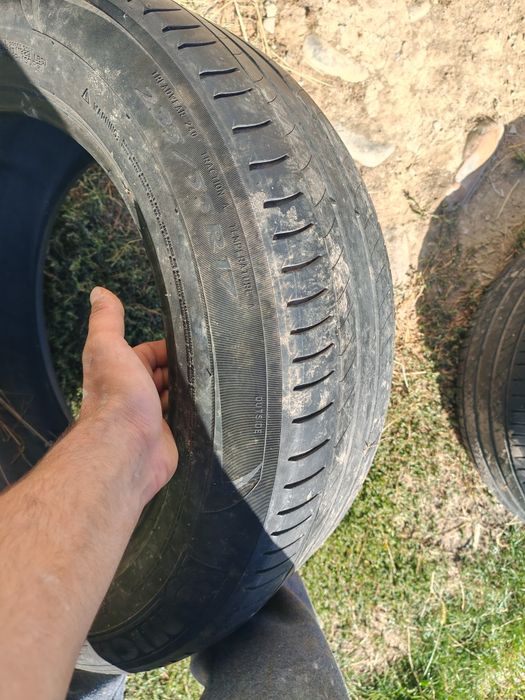 Vând cauciucuri pentru bmw