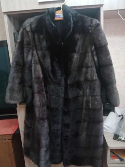 Продам норковую шубу