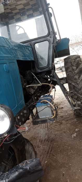 Traktor mtz holati yahshsi