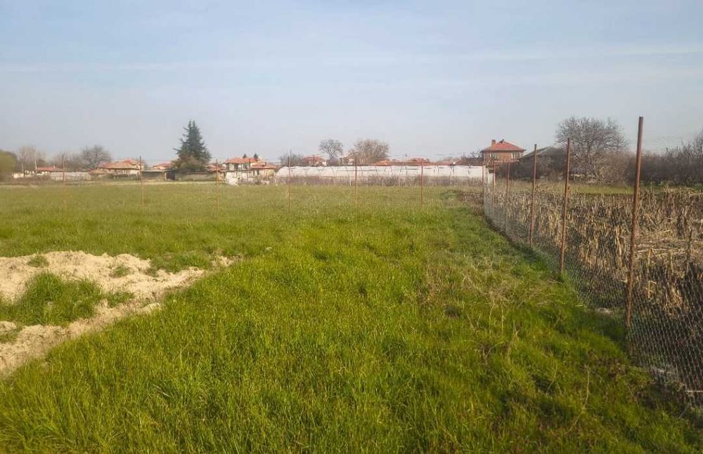 Парцел с .Манолско Конаре