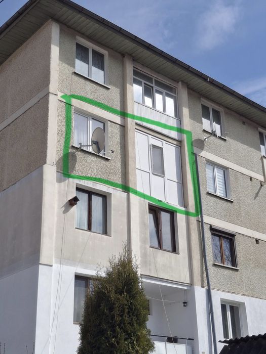 Vand apartament 3 camere