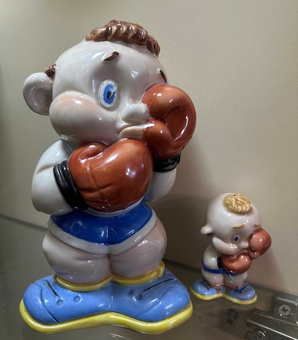 Статуэтки Фарфор