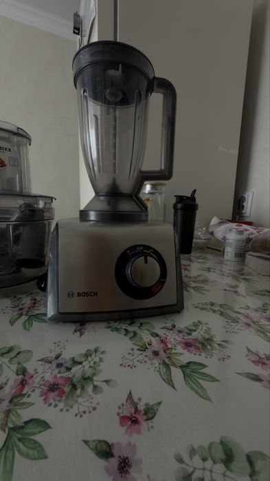 Кухонный комбайн Bosch