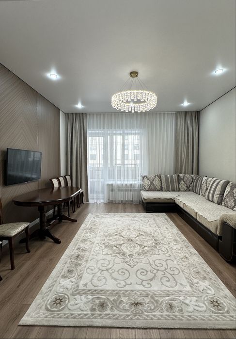 3-х комнатная квартира в новостройке (район Парка Победы)