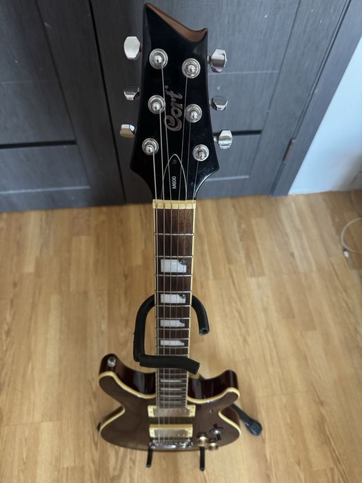 Cort M600 раний выпуск.