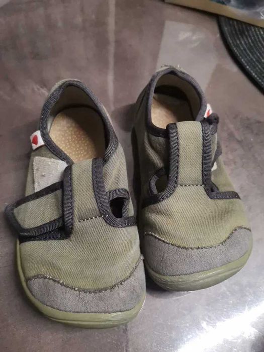 Детски обувки боси  и маратонки Адидас и др номер 23-25