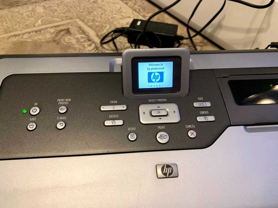 Imprimantă foto HP Photosmart 7760 funcțională, necesită cartușe noi