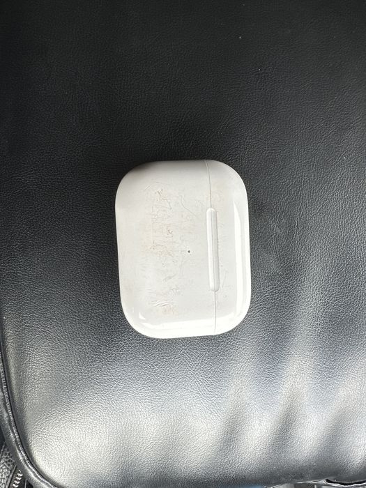 Airpods pro.