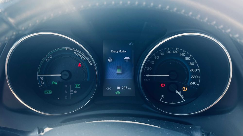 TOYOTA Auris 2016 — imagine 5