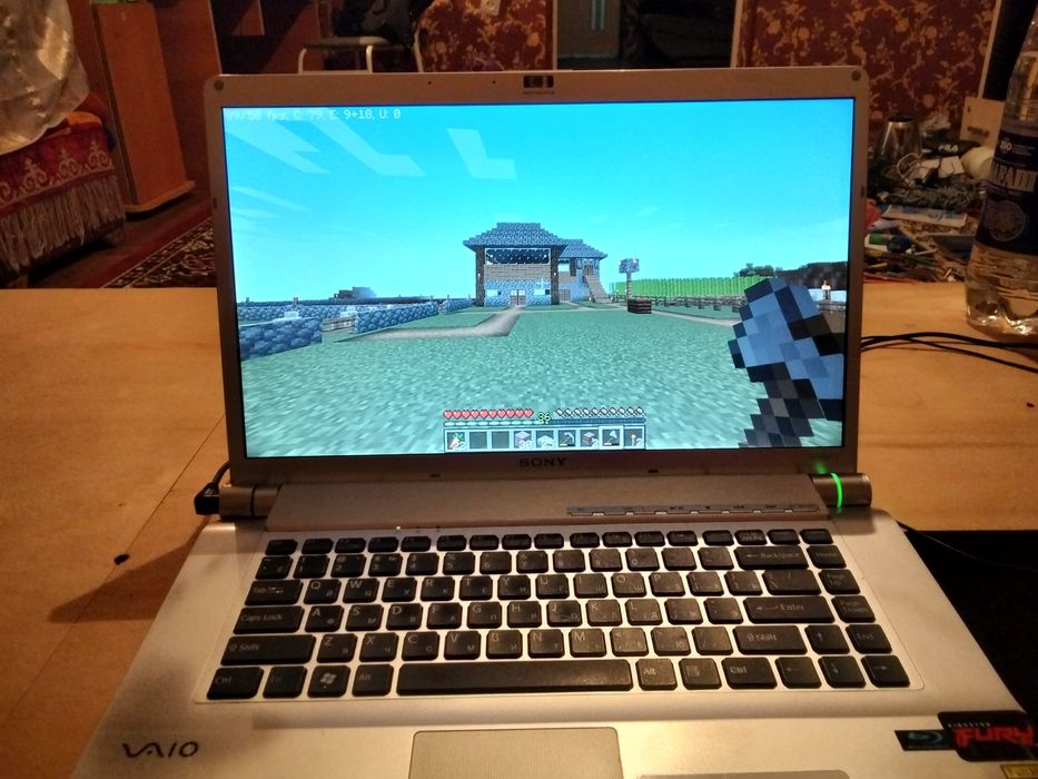 Мощный ноутбук .