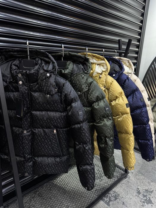 Geaca de barbati boss la super oferta