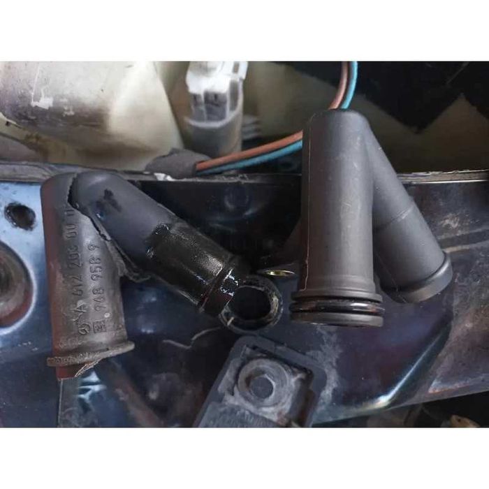 Водно съединение за мерцедес 2.7cdi