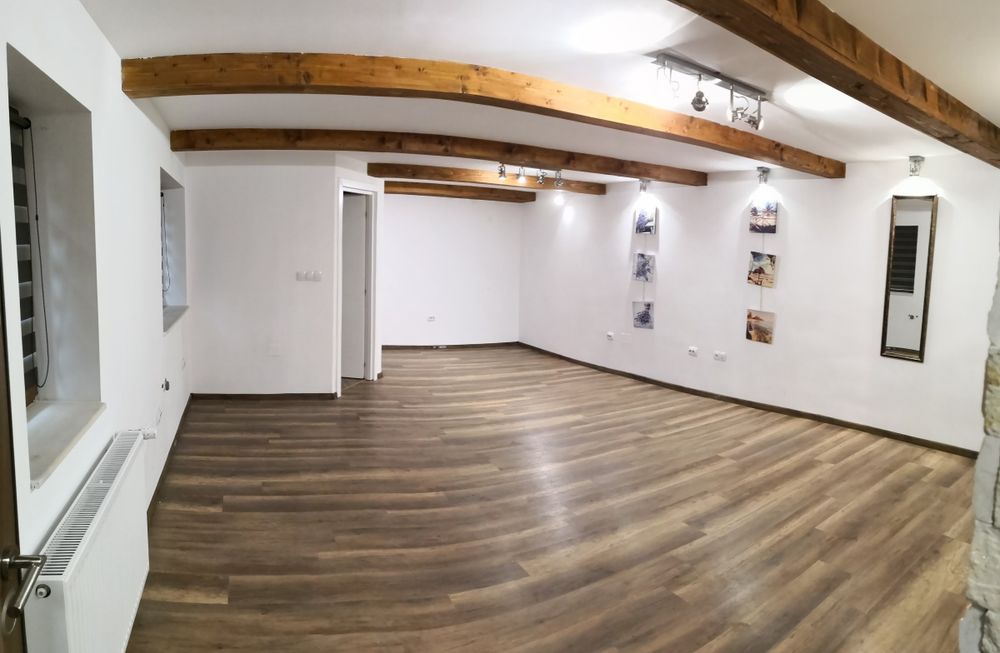 Închiriez spațiu 40mp