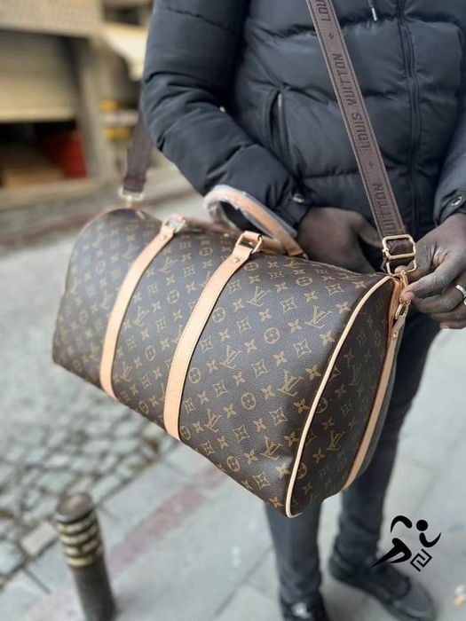 Genti voiaj unisex, diverse nuanțe, saculet, etichetă, curea detasabil